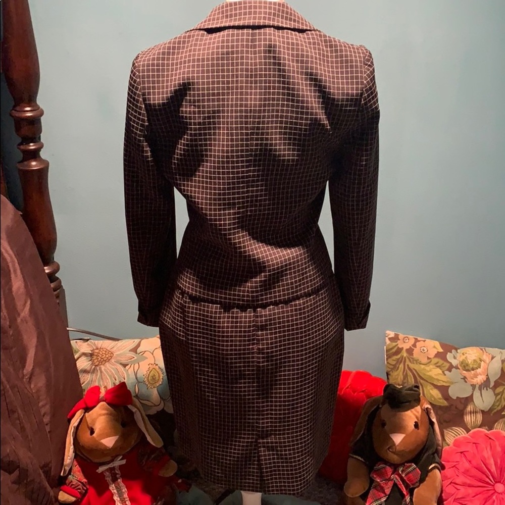 Georgiou Studio 2piece suit size 6 - Picture 7 of 8